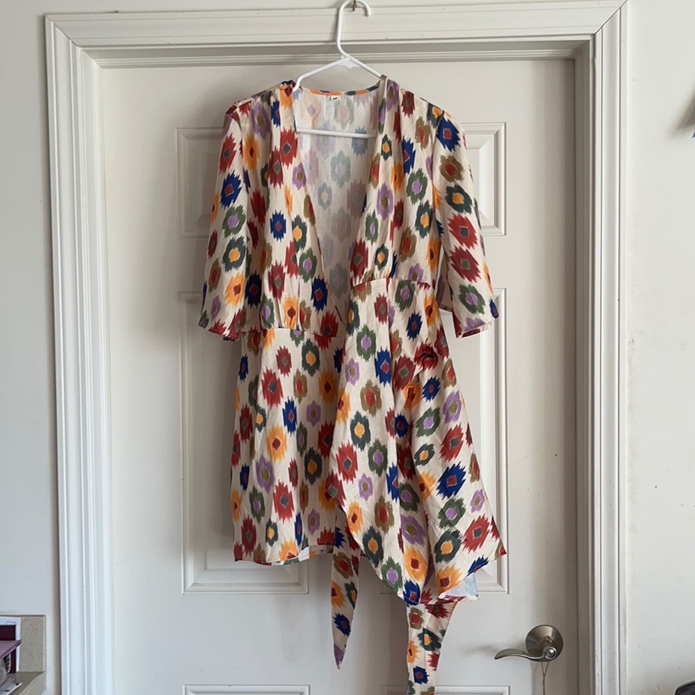 Never worn tie side wrap dress